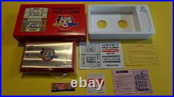 Brand New NOS Nintendo Mickey Mouse Multi Screen Game & Watch