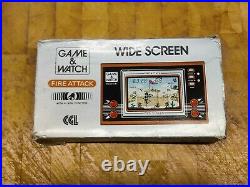CGL FIRE ATTACK 1982 NINTENDO GAME AND WATCH ID-29 with English Manual