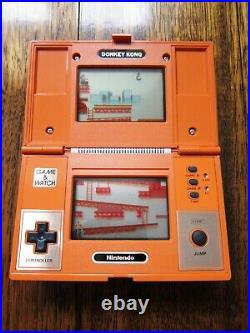 Donkey Kong (DK-52) Nintendo Game and Watch in Excellent Condition