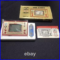 In hand NINTENDO GAME AND WATCH Mickey Mouse 1981