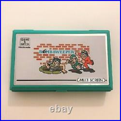 Nintendo Game & Watch Multi Screen BD-62 Bomb Sweeper Handheld Console 1987