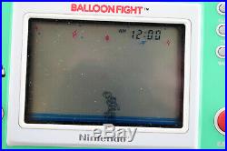 Nintendo Game and Watch Balloon Fight 1st Edition BF-107 Handheld LCD Near Mint