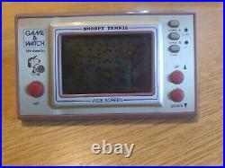 Snoopy Tennis Game & Watch Nintendo fully working brown case as seen in pics