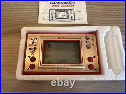 Vintage 1981 Nintendo Game and Watch MICKEY MOUSE MC-25 (Very Good Condition)